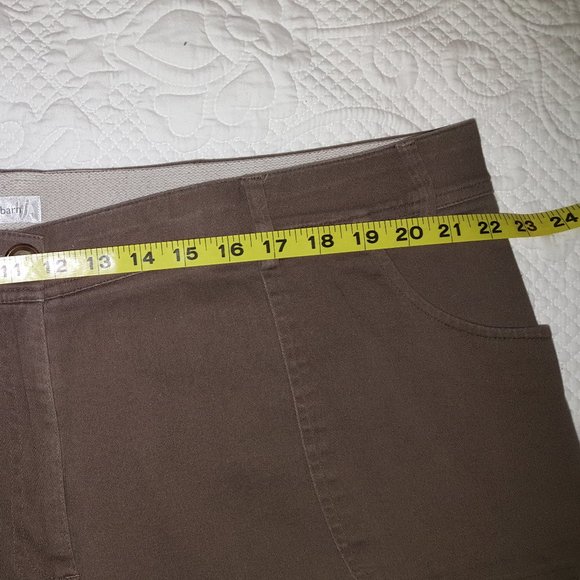 Dress Barn Woman Dark Khaki Cropped Pants Size 22W - Picture 5 of 6